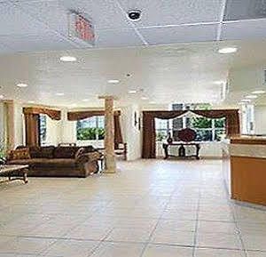 Quality Inn Downtown - Near Market Square
